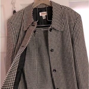 Two piece Talbots hounds tooth  business suit good condition.